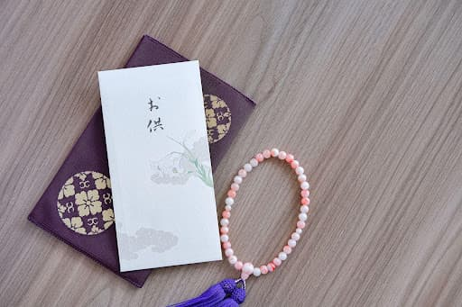 葬儀後のお供えのお返しは不要？もらったときのお礼や手紙はどうする？