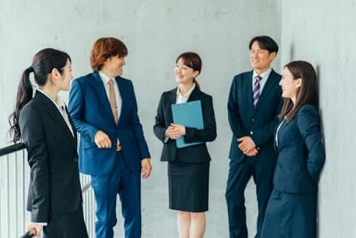 出産内祝い｜職場から出産祝いをいただいた場合のお返しは？おすすめギフトと渡し方