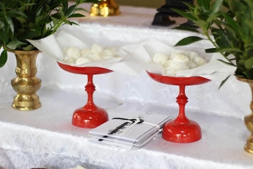 お供えにもらって嬉しいものといえば？お菓子以外でお考えの方必見、おすすめの贈りもの