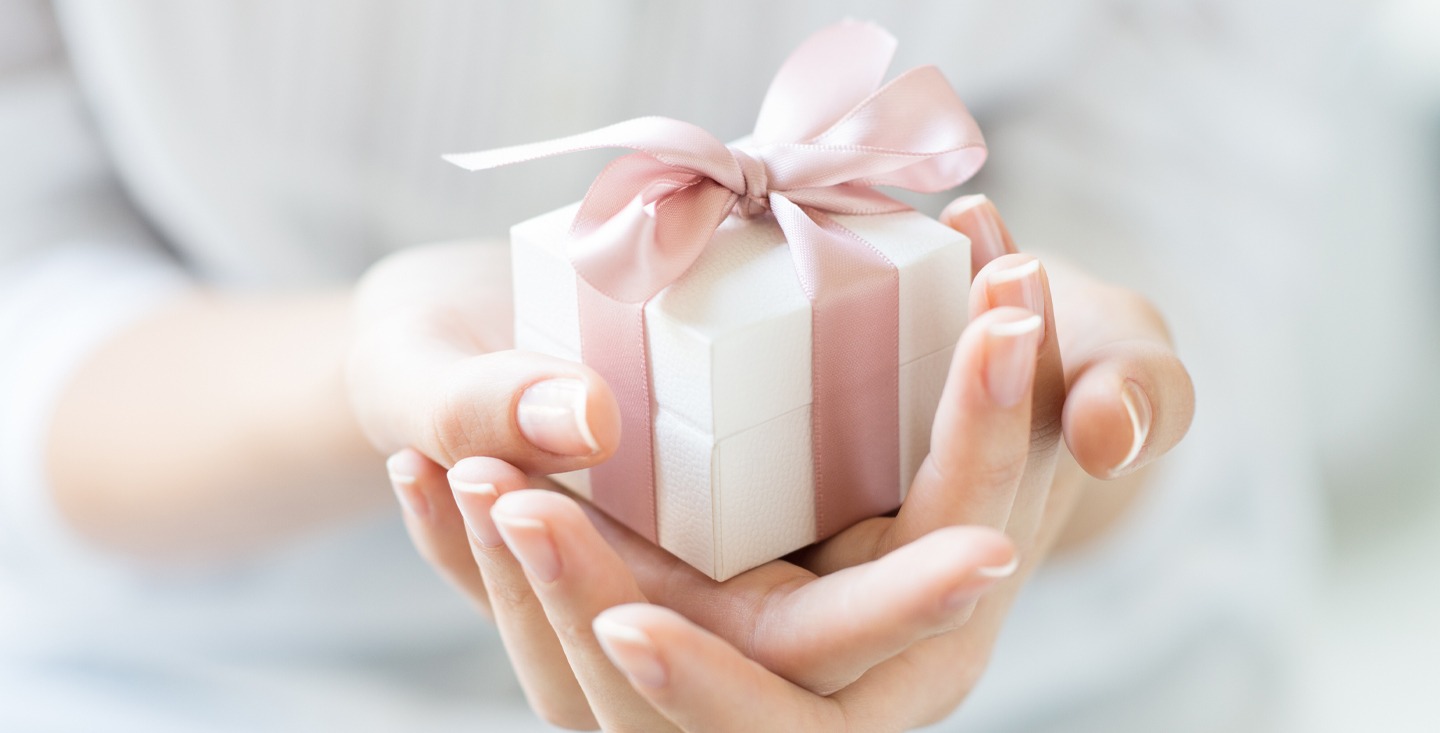 カタログギフトは嬉しくない？お祝い・内祝い・誕生日に贈る前に知っておきたいポイント